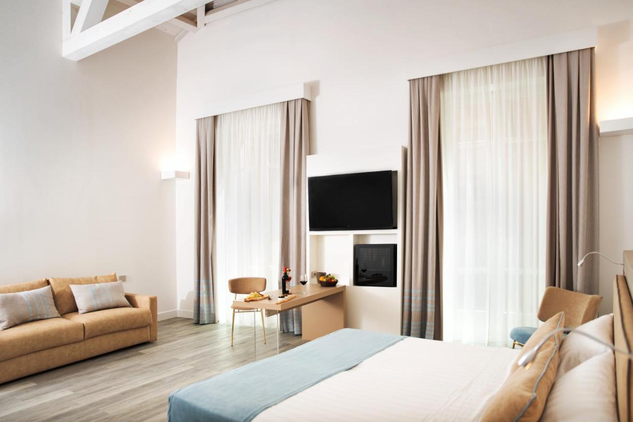 Hotel Italia กาญารี ภายนอก รูปภาพ