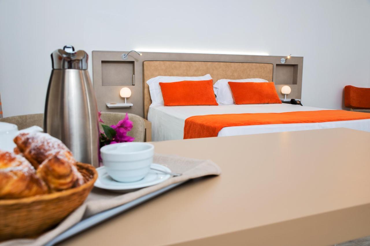 Hotel Italia กาญารี ภายนอก รูปภาพ