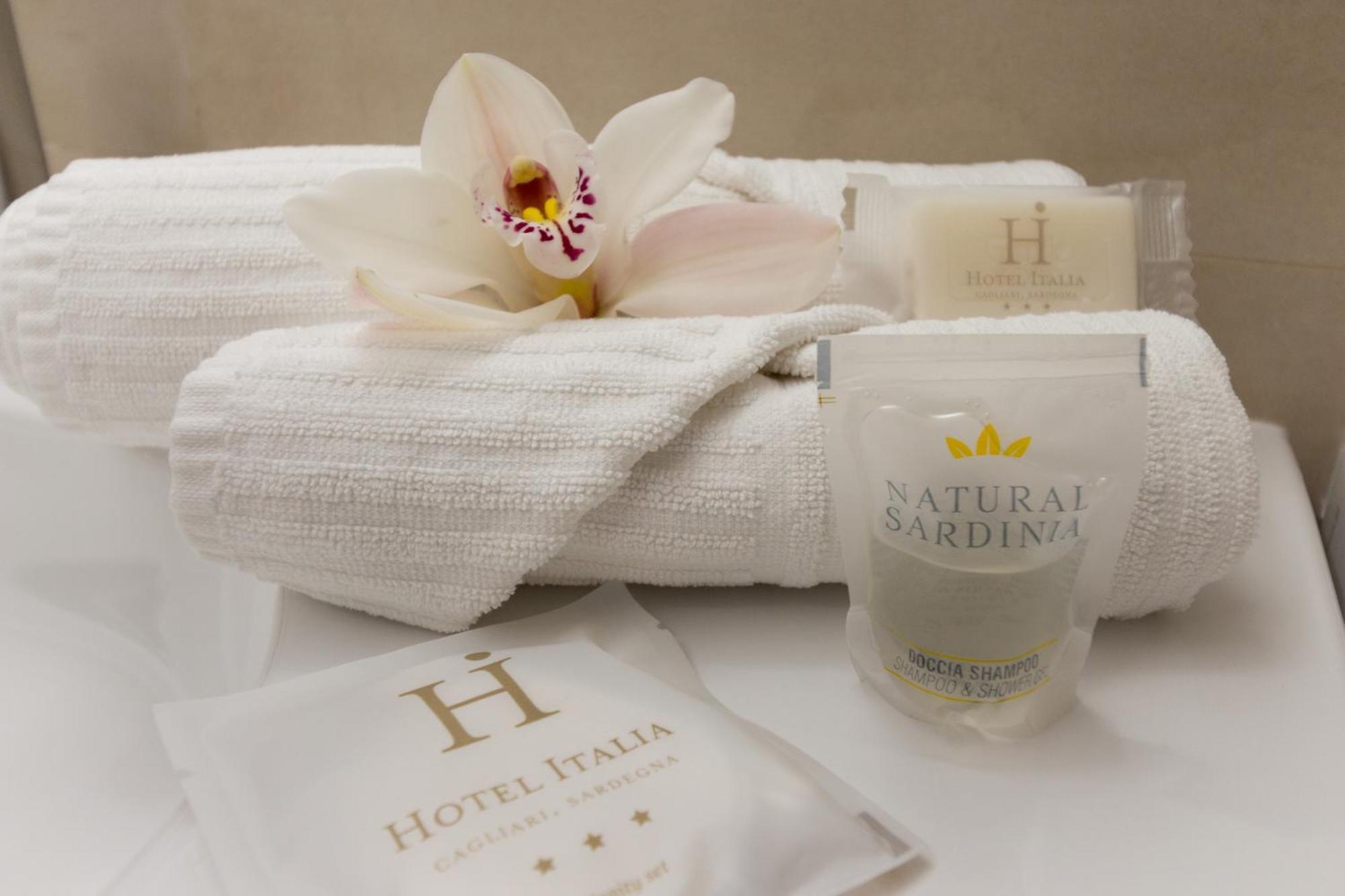 Hotel Italia กาญารี ภายนอก รูปภาพ