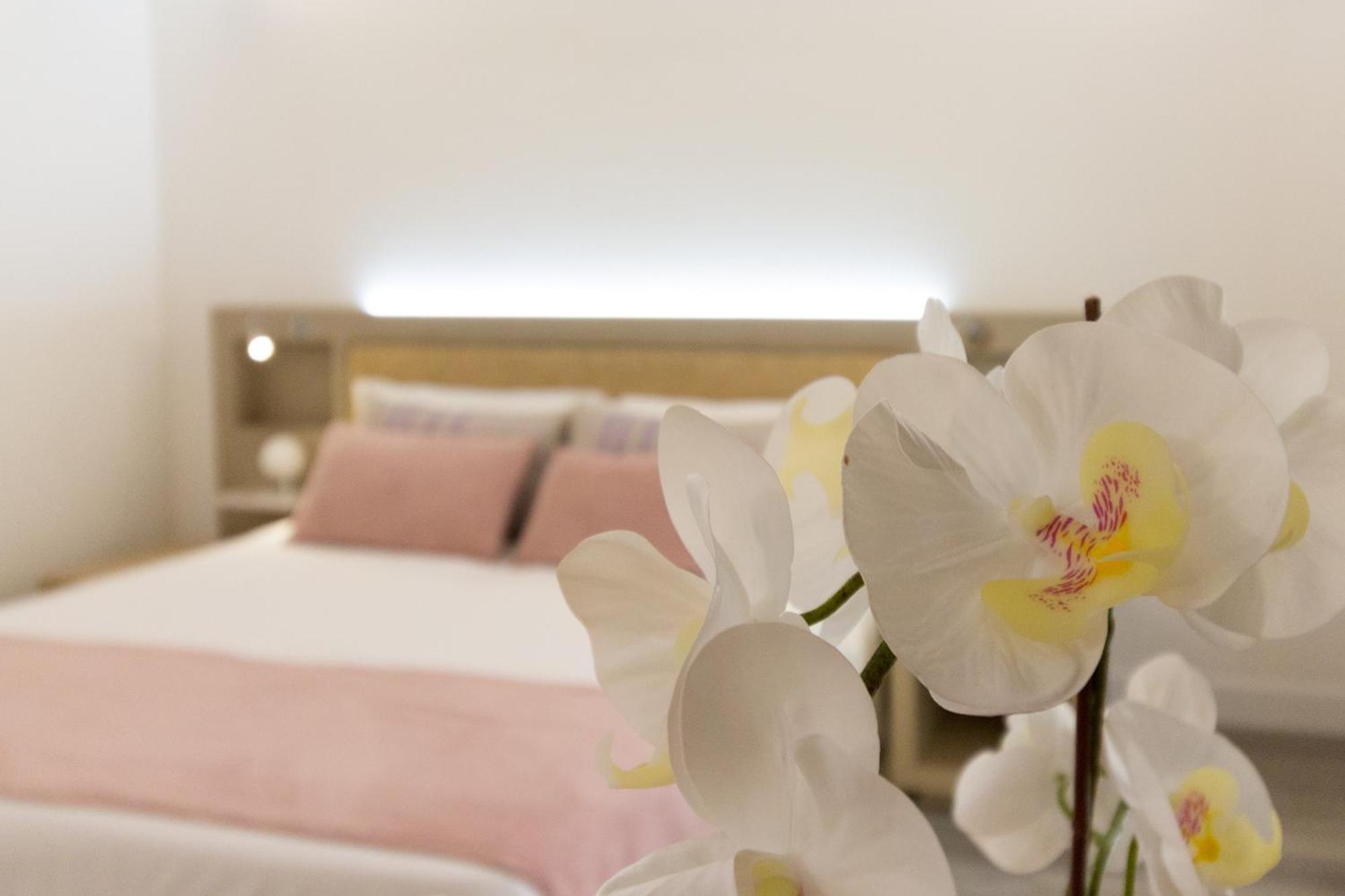 Hotel Italia กาญารี ภายนอก รูปภาพ