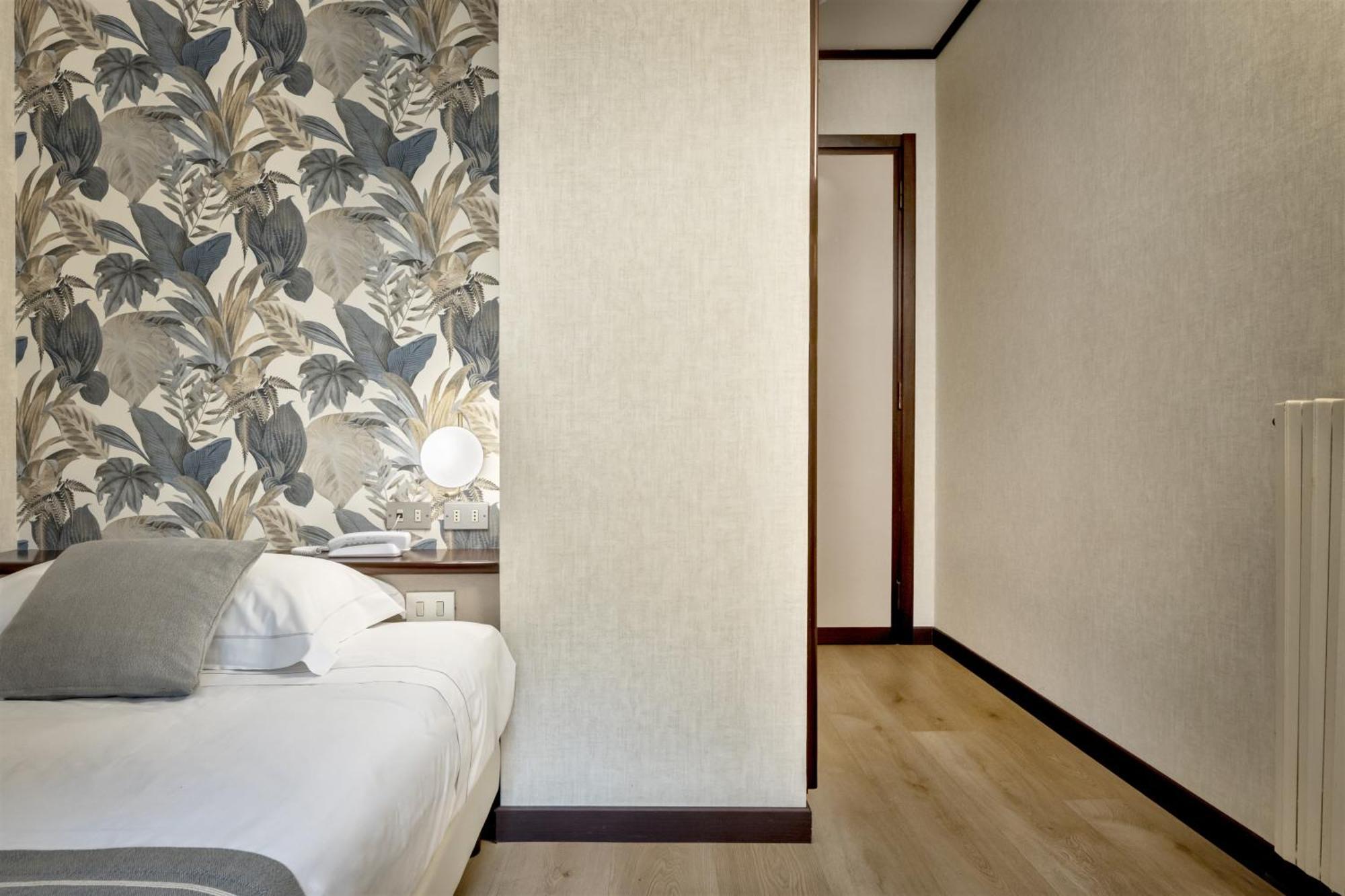 Hotel Italia กาญารี ภายนอก รูปภาพ