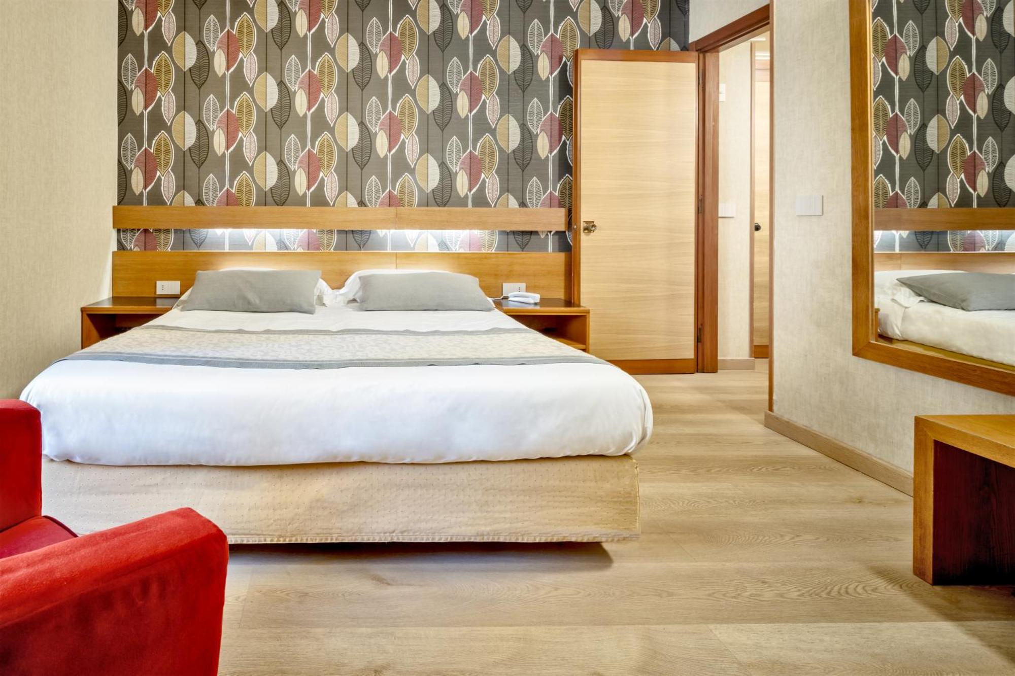 Hotel Italia กาญารี ภายนอก รูปภาพ