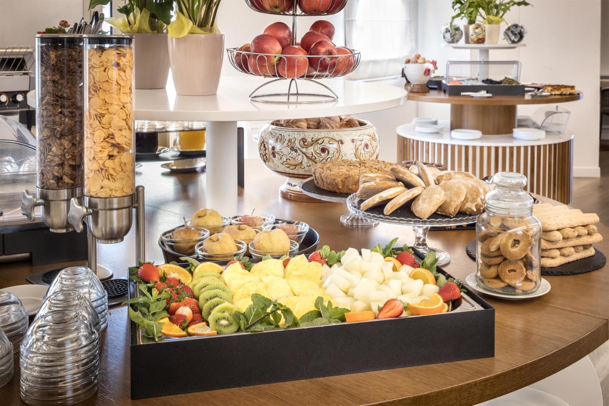 Hotel Italia กาญารี ภายนอก รูปภาพ