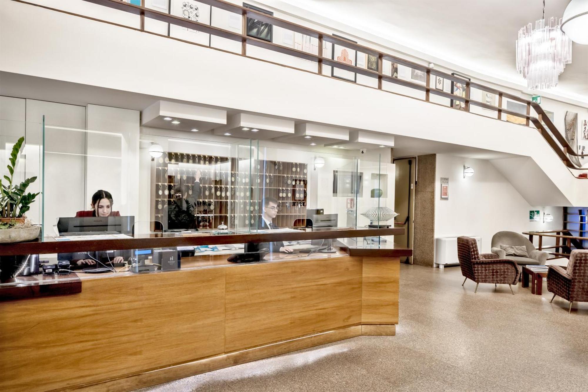 Hotel Italia กาญารี ภายนอก รูปภาพ